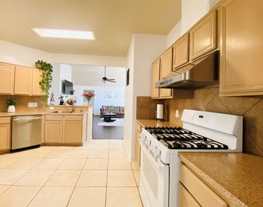 19626 Mackinaw Isle Court - Photo Thumbnail 1