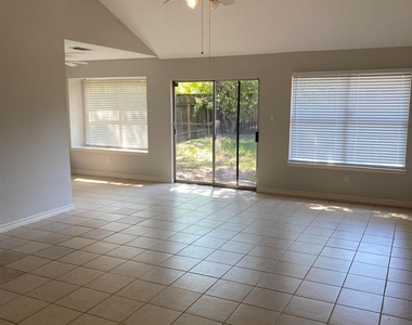 18635 Bridoon Drive - Photo Thumbnail 2