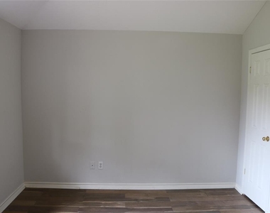 18635 Bridoon Drive - Photo Thumbnail 17