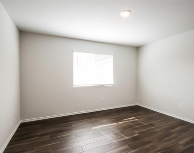 13568 White Ibis Street - Photo Thumbnail 9