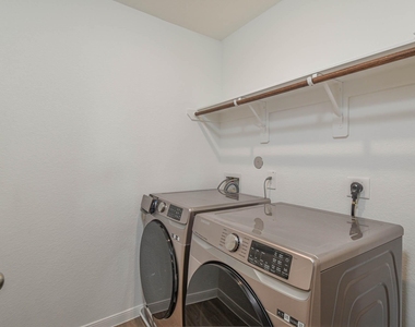 5727 Finely Run Street - Photo Thumbnail 23