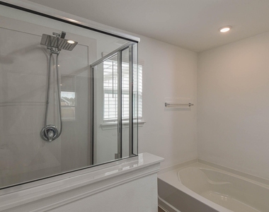 5727 Finely Run Street - Photo Thumbnail 15