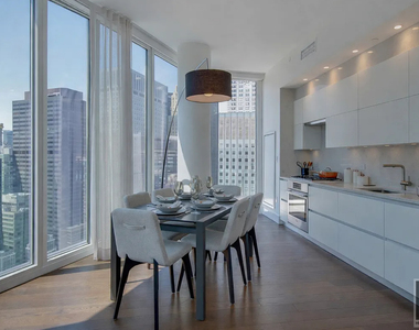 East 44th Street - Photo Thumbnail 1