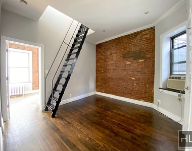 East 23rd Street - Photo Thumbnail 1