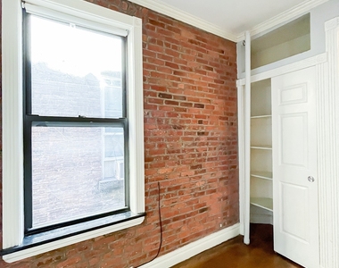 Leroy Street - Photo Thumbnail 4