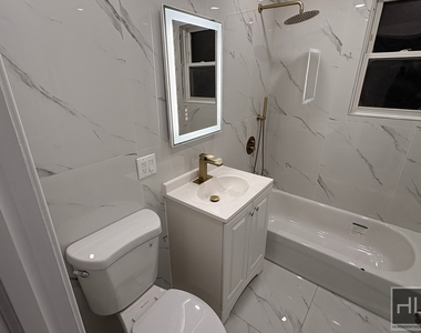 Schurz Avenue - Photo Thumbnail 1