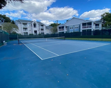 2612 Grassy Point Drive - Photo Thumbnail 36