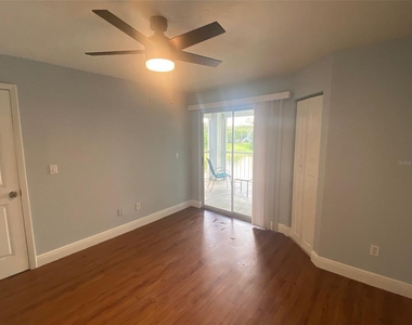 2612 Grassy Point Drive - Photo Thumbnail 12