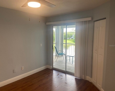 2612 Grassy Point Drive - Photo Thumbnail 13