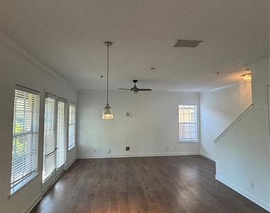 3210 W Horatio Street - Photo Thumbnail 21