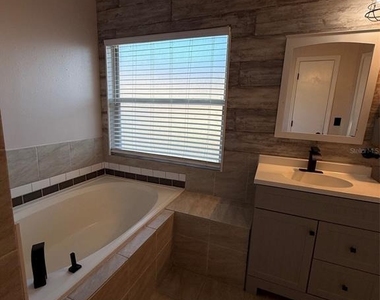 5841 Dorham Place - Photo Thumbnail 17