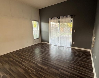 5841 Dorham Place - Photo Thumbnail 12