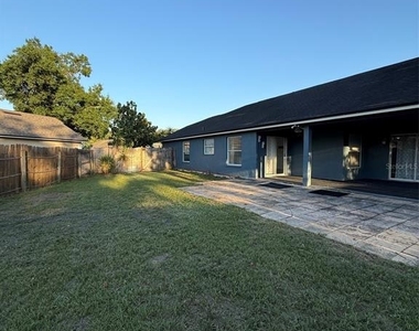 5841 Dorham Place - Photo Thumbnail 36