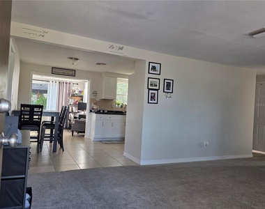 4823 Longwood Avenue - Photo Thumbnail 3