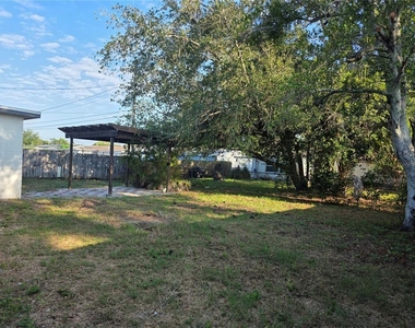 4823 Longwood Avenue - Photo Thumbnail 28