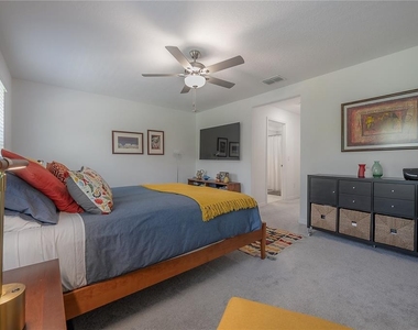 5223 Forum Boulevard - Photo Thumbnail 14
