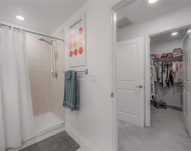 5223 Forum Boulevard - Photo Thumbnail 17