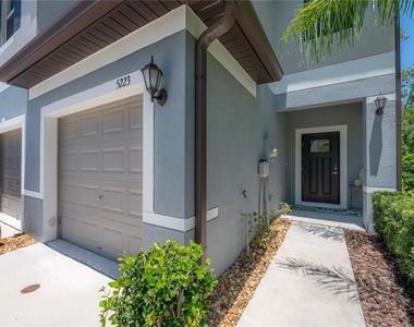5223 Forum Boulevard - Photo Thumbnail 1