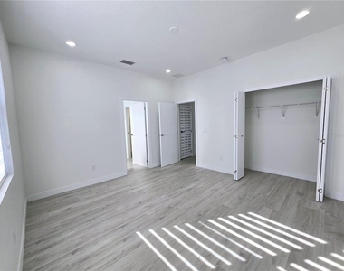 7573 Gesualdo Court - Photo Thumbnail 5