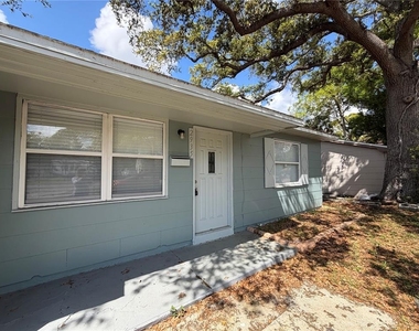 2935 Dr Martin Luther King Jr Street S - Photo Thumbnail 2