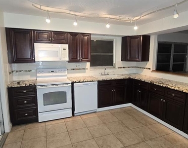 239 Annapolis Lane - Photo Thumbnail 1