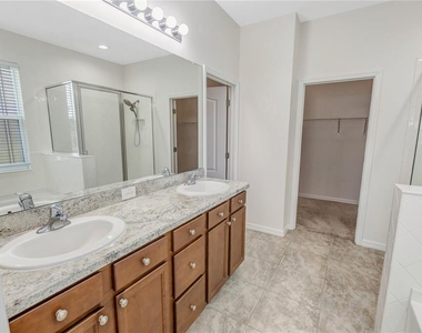 11607 Warren Oaks Place - Photo Thumbnail 29