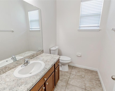 11607 Warren Oaks Place - Photo Thumbnail 12