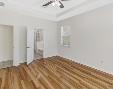 11607 Warren Oaks Place - Photo Thumbnail 27