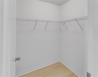 11607 Warren Oaks Place - Photo Thumbnail 38