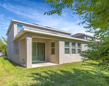 11607 Warren Oaks Place - Photo Thumbnail 3