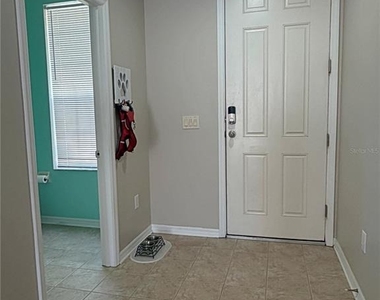6129 Fishhawk Crossing Boulevard - Photo Thumbnail 3