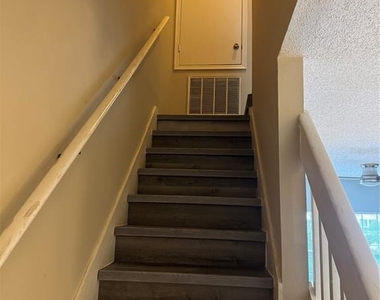 30059 Granda Hills Court - Photo Thumbnail 10