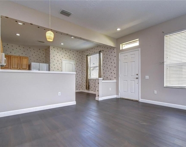4744 Pond Ridge Drive - Photo Thumbnail 11