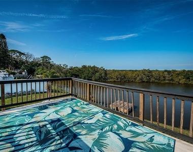 3627 Grayton Drive - Photo Thumbnail 16