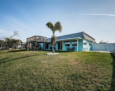 3627 Grayton Drive - Photo Thumbnail 1