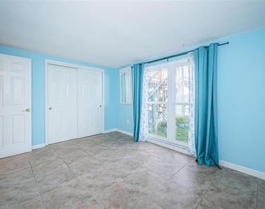 3627 Grayton Drive - Photo Thumbnail 11