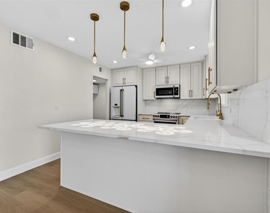 6497 Cape Hatteras Way Ne - Photo Thumbnail 10