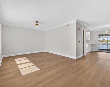6497 Cape Hatteras Way Ne - Photo Thumbnail 4