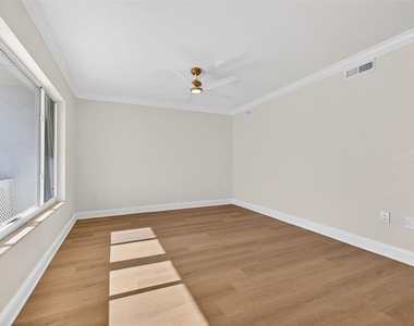 6497 Cape Hatteras Way Ne - Photo Thumbnail 6
