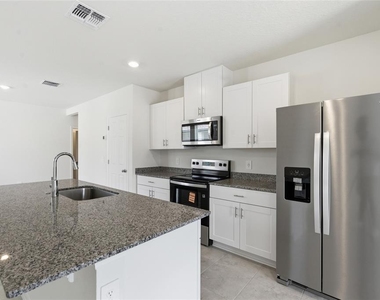 3912 Giorgio Drive - Photo Thumbnail 6