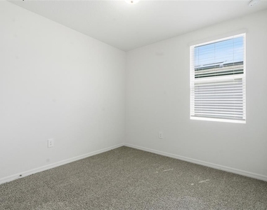 3912 Giorgio Drive - Photo Thumbnail 19