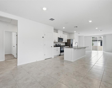 3912 Giorgio Drive - Photo Thumbnail 3