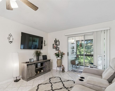 2750 E Bay Drive - Photo Thumbnail 13