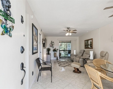 2750 E Bay Drive - Photo Thumbnail 4