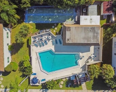2750 E Bay Drive - Photo Thumbnail 21
