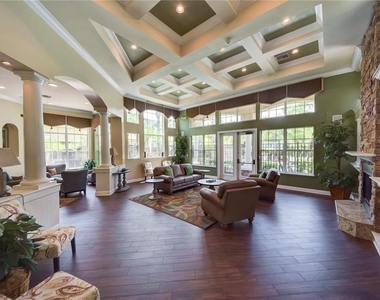 2407 Courtney Meadows Court - Photo Thumbnail 18