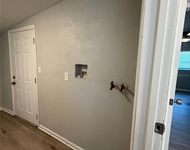 2410 18th Avenue S - Photo Thumbnail 16