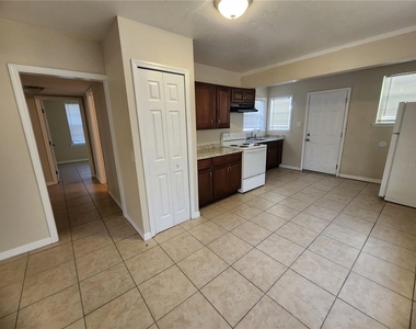 343 W 60th Street - Photo Thumbnail 2