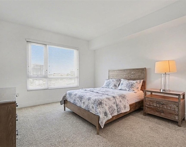 111 N 12th Street - Photo Thumbnail 13
