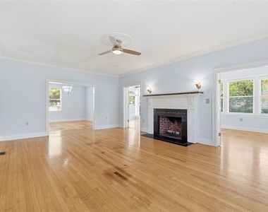 555 18th Avenue Ne - Photo Thumbnail 4